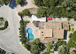Ref. 2503720 | Einzigartige Villa mit viel Potenzial 