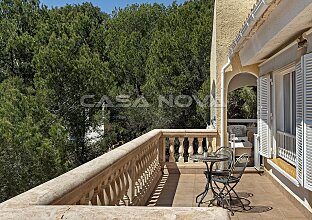 Ref. 2551594 | Wunderschöne Panoramablick Villa mit Pool in privilegierter Wohnlage