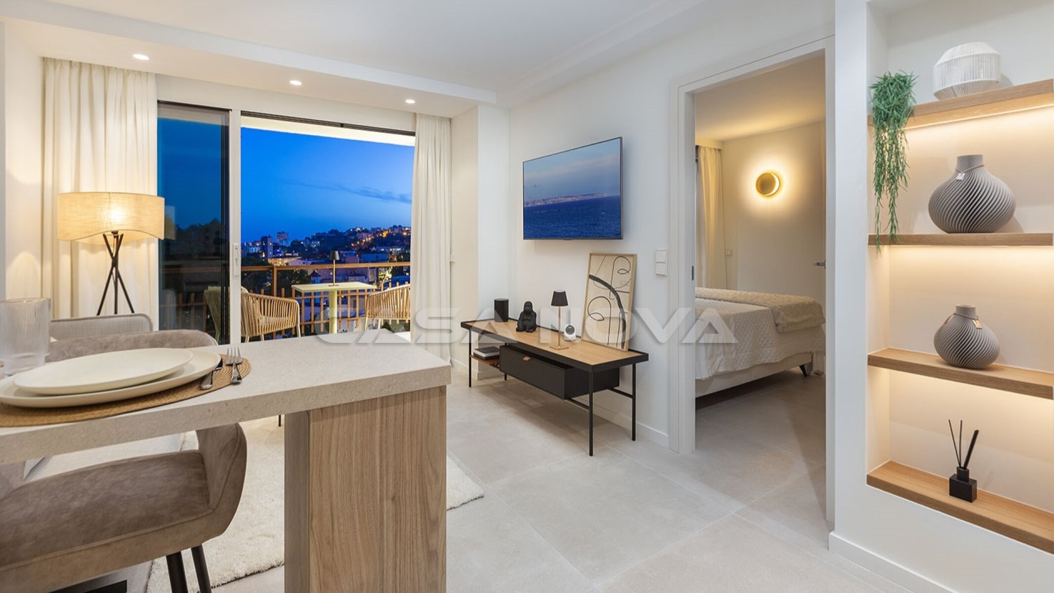 Modern SEA VIEW apartment in a prime location