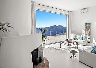 Ref. 2503511 | Idyllic villa with typical island flair in 1st sea line 