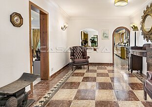 Ref. 2503728 | Unique villa with lots of potential in a good location 