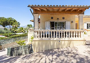 Ref. 2303731 | Villa im mediterranen Stil  mit Ausbau- und Modernisierungspotenzial 