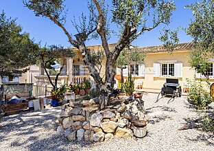 Ref. 2303731 | Villa im mediterranen Stil  mit Ausbau- und Modernisierungspotenzial 