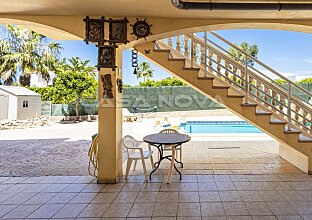 Ref. 2303731 | Villa im mediterranen Stil  mit Ausbau- und Modernisierungspotenzial 