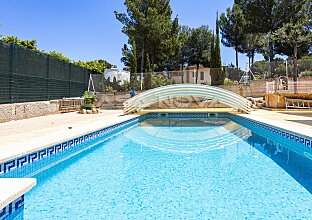Ref. 2303731 | Villa im mediterranen Stil  mit Ausbau- und Modernisierungspotenzial 