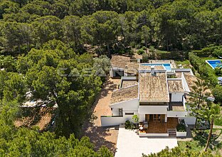 Ref. 2403734 | Entzückende Villa in gefragter Nachbarschaft mit großem Ausbaupotenzial