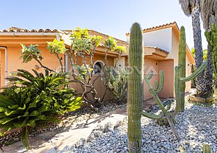 Ref. 2403742 | Villa im mediterranen Stil  in  Santa Ponsa 