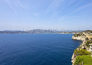 Ref. 1303780 | EXCLUSIVO: Ático en 1a línea de mar con azotea privada