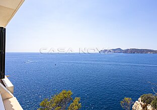 Ref. 1303780 | EXCLUSIVO: Ático en 1a línea de mar con azotea privada