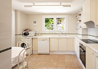 Ref. 1303780 | EXCLUSIVO: Ático en 1a línea de mar con azotea privada