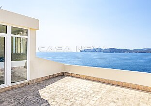 Ref. 1303780 | EXCLUSIVO: Ático en 1a línea de mar con azotea privada