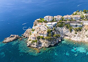 Ref. 1303746 | Ático en 1ª línea de mar con fantásticas vistas al mar