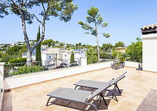 Ref. 2503786 | Exclusive Mediterranean-style villa with guest apartment in top location