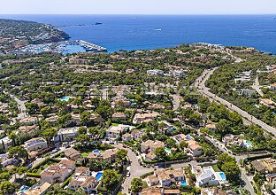 Ref. 2503786 | Exclusive Mediterranean-style villa with guest apartment in top location