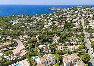 Ref. 2503786 | Exclusive Mediterranean-style villa with guest apartment in top location