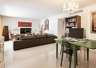 Ref. 1303788 | Charmante Erdgeschoss-Apartment mit großzügigem Garten