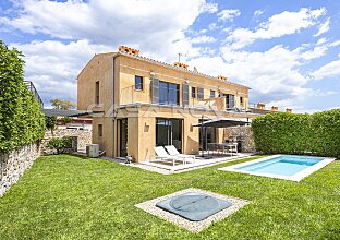 Ref. 2303790 | Moderna casa adosada en Es Capdella