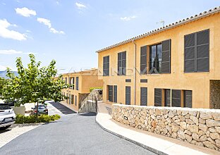 Ref. 2303790 | Moderna casa adosada en Es Capdella