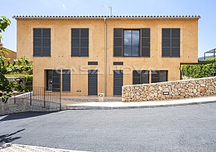 Ref. 2303790 | Moderna casa adosada en Es Capdella