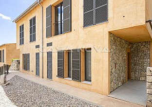 Ref. 2303790 | Moderna casa adosada en Es Capdella