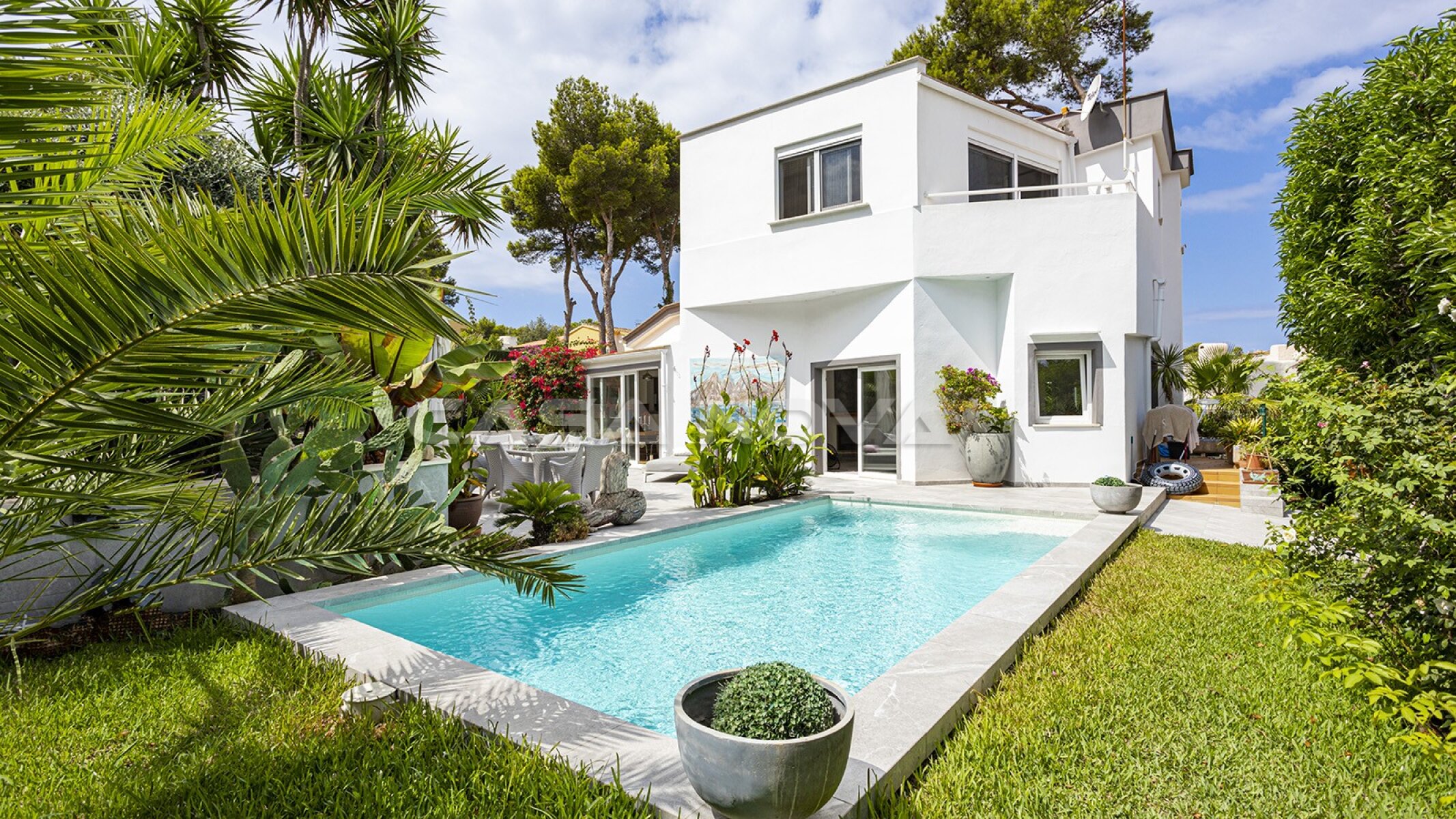 Villa moderna en El Toro 