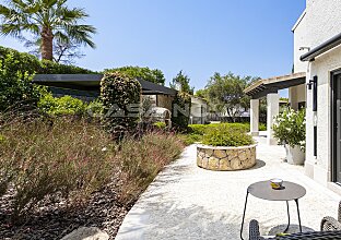 Ref. 2303792 | Elegante villa de lujo con estilo mediterráneo en una ubicación privilegiada