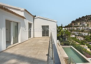 Ref. 2402757 | New constructed villa in 1st sea line