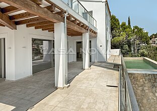 Ref. 2402757 | New constructed villa in 1st sea line