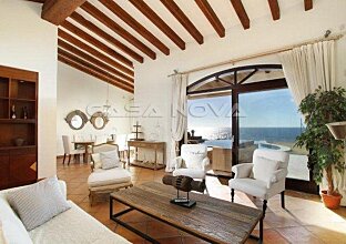 Ref. 244102 | Luxury villa Mallorca in first sea line