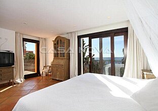 Ref. 244102 | Luxury villa Mallorca in first sea line