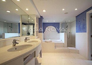 Ref. 244102 | Luxury villa Mallorca in first sea line